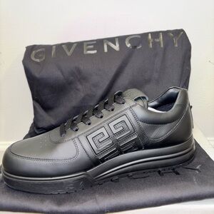 Givenchy G4 Sneakers